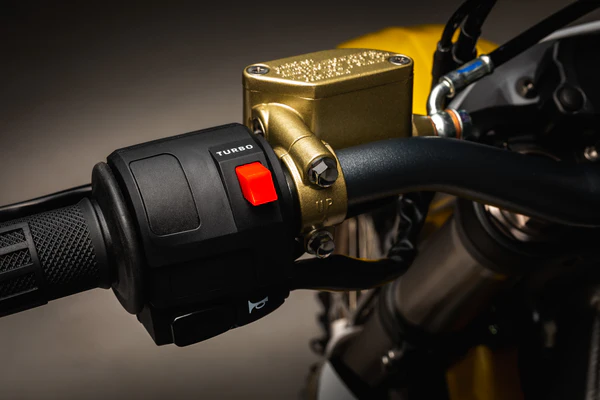 Surron Storm Bee F handlebar detail